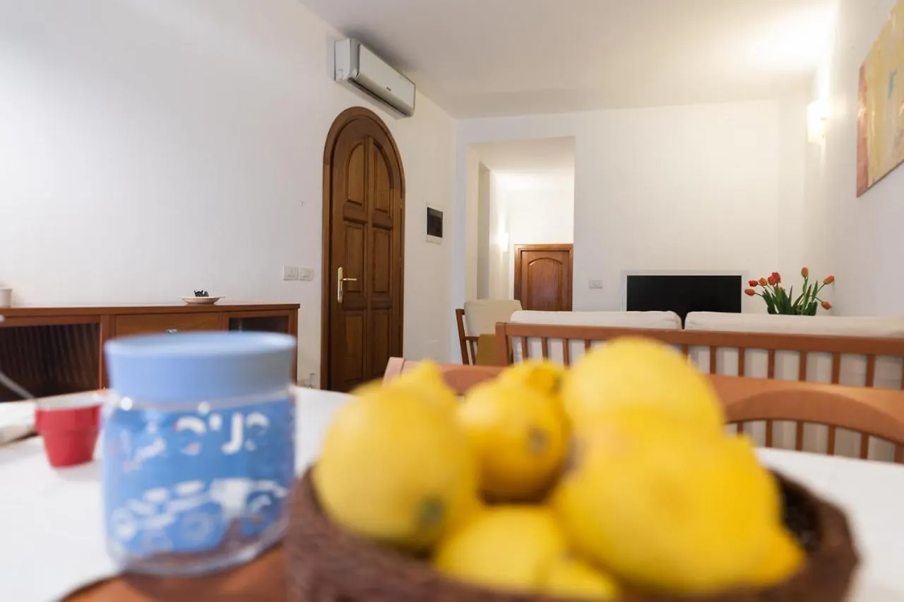 Appartement La Corte à Olbia